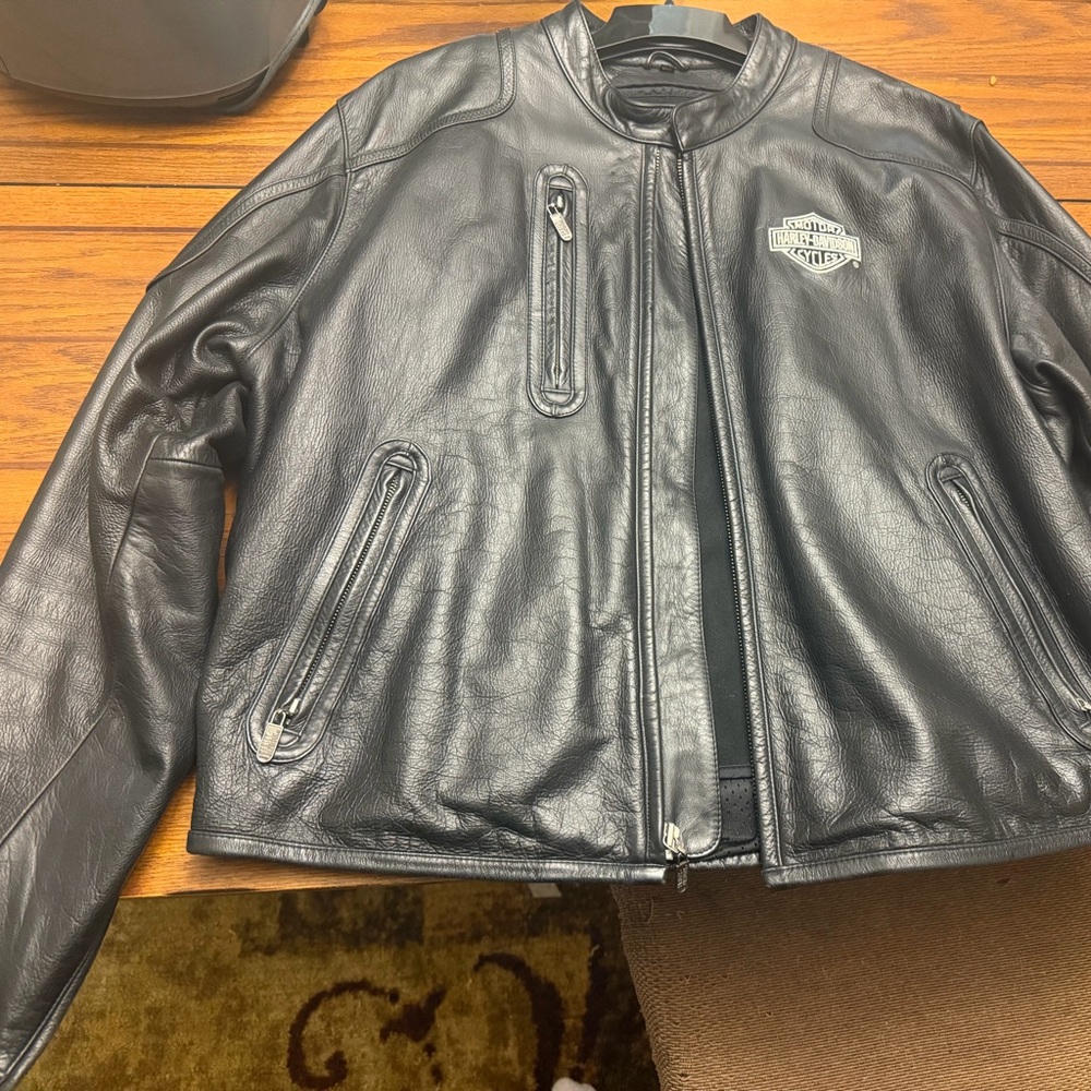 Harley-Davidson Black Leather Bomber Jacket with Metal Crest